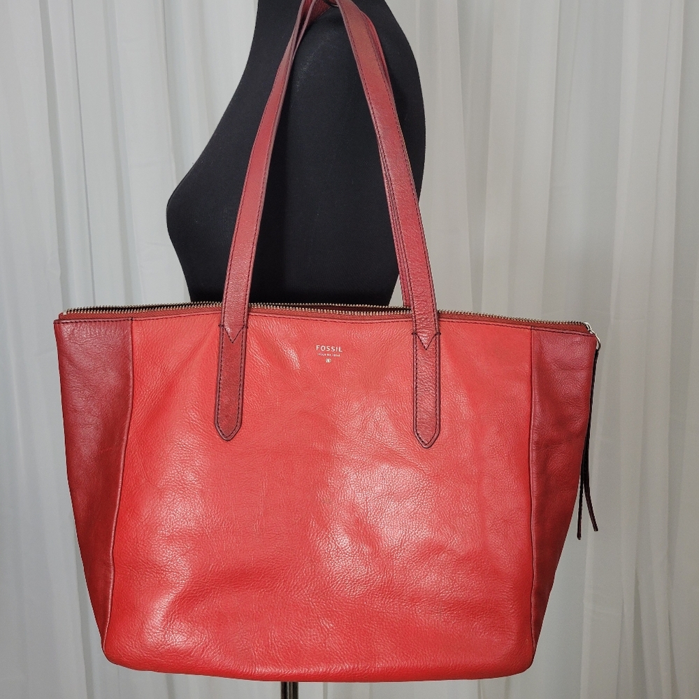 Fossil Tote Leather Bag
